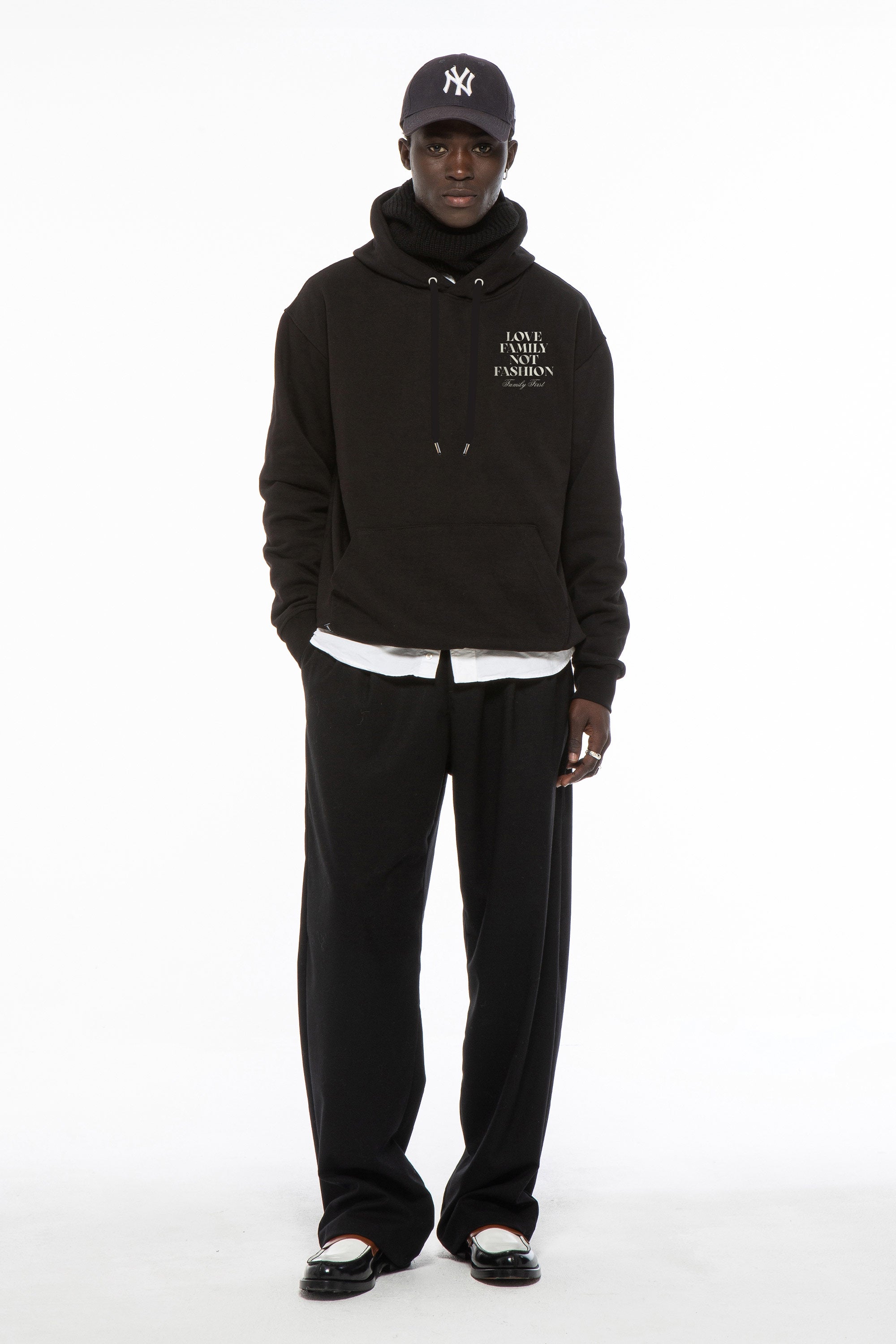 Hoodie "LFNF" Black