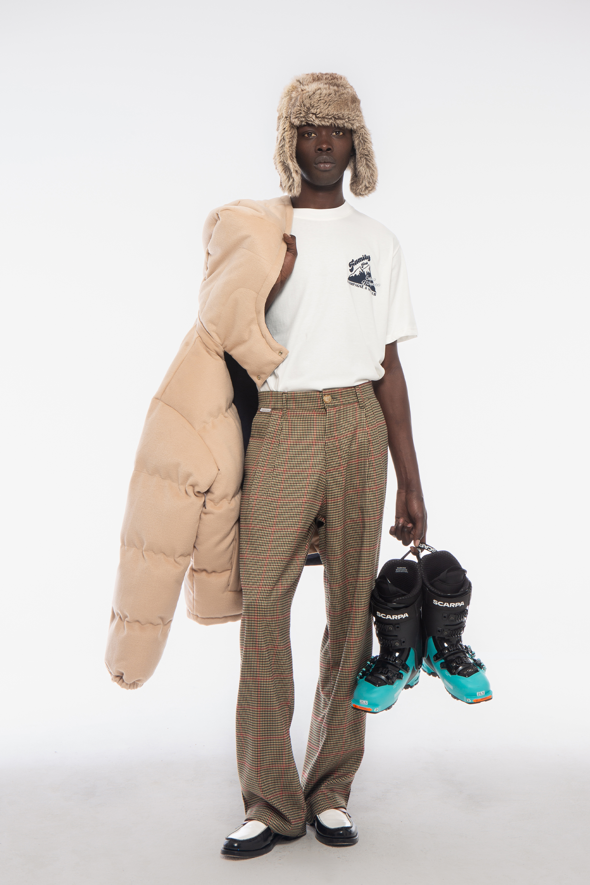 T-Shirt “FW24” Cortina