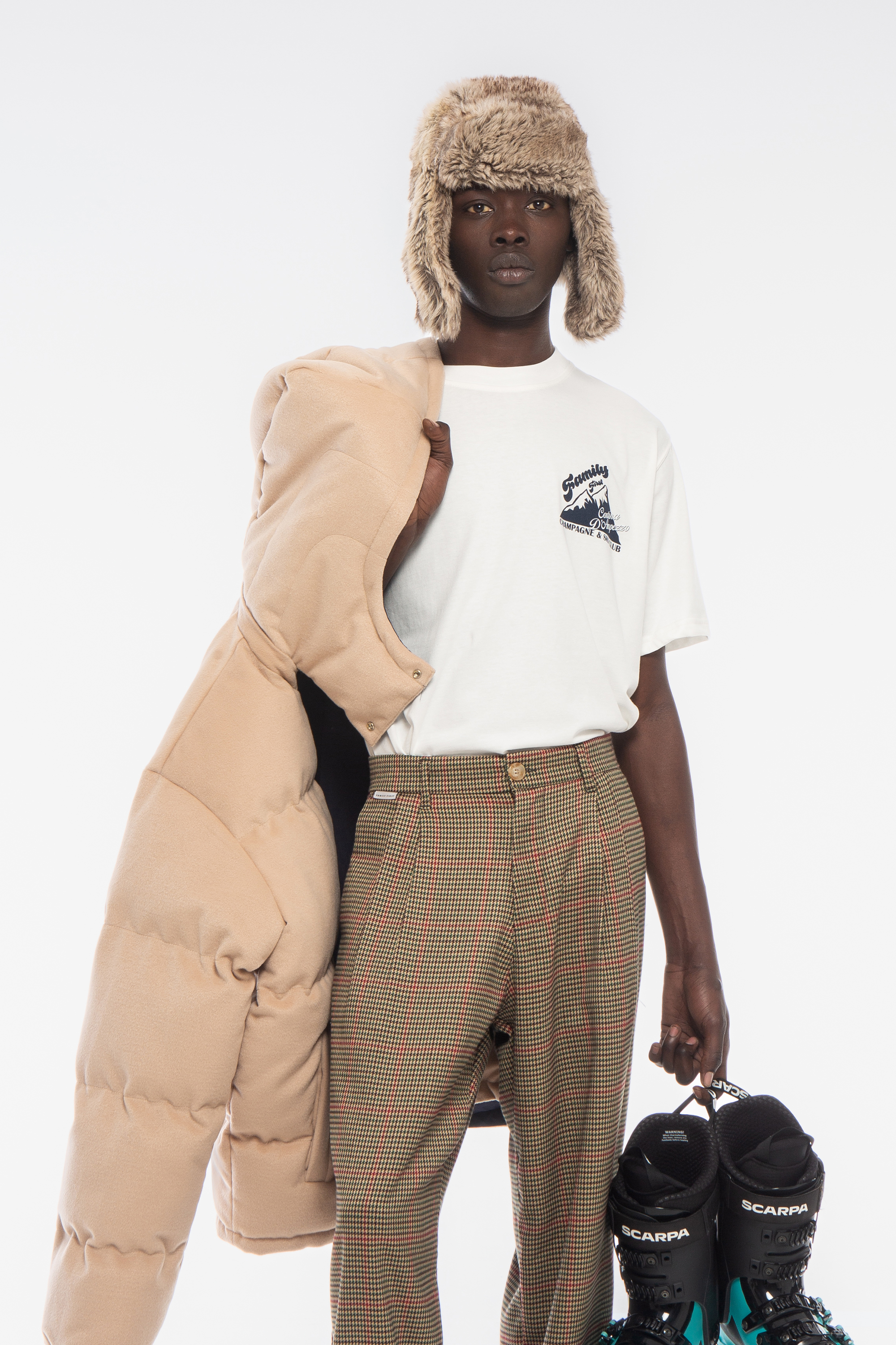 T-Shirt “FW24” Cortina